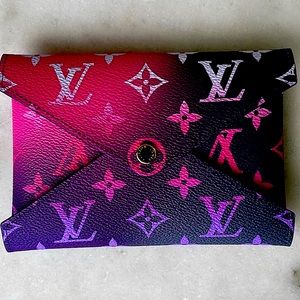 Louis Vuitton Midnight Fuchsia Medium Kirigami Pochette NEW Showstopper 💗🖤